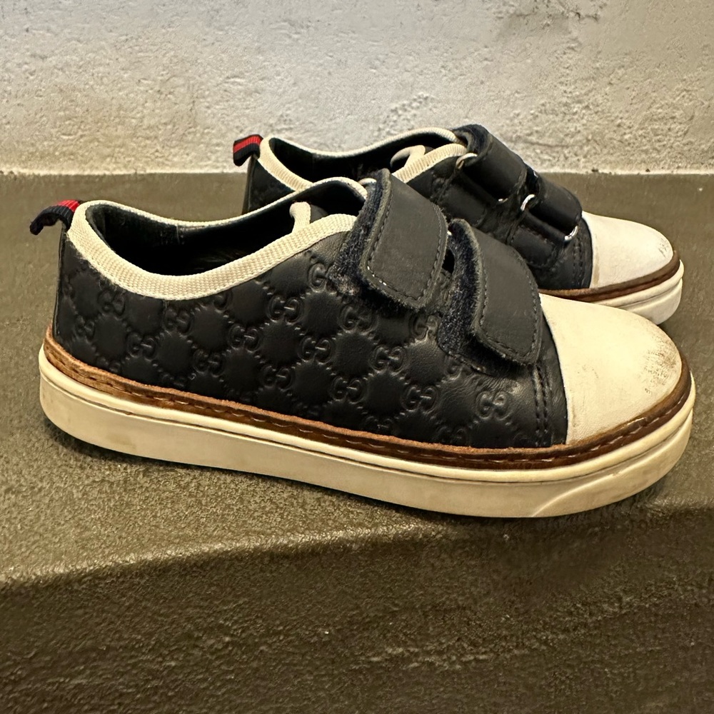 Gucci Boys Girls Guccisma GG embossed leather shoes 24